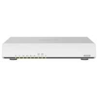 QNAP QHora-301W. Router