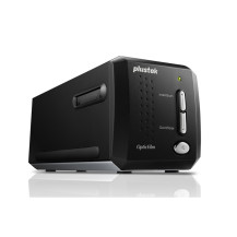 Plustek OpticFilm 8200i SE. Scanner